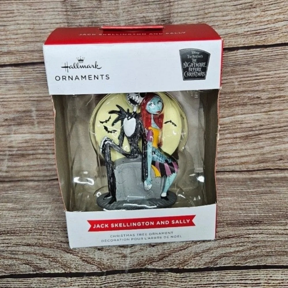 Disney Nightmare Before Christmas Jack and sally christmas ornament